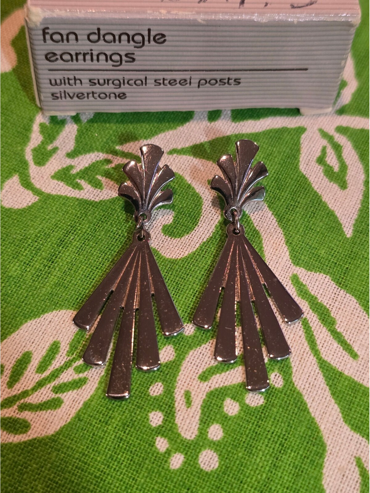 Fan Dangle Earrings Avon Vtg 90s Silvertone